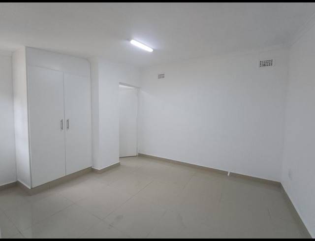 1 BEDROOM PROPERTY TO RENT IN OVERPORT